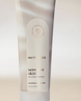 Sensitive Skin Milk Moisturizing Body Wash