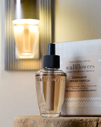 Cinnamon Spiced Vanilla Wallflowers Refills 2-Pack