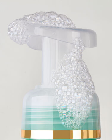 White Tea &amp; Sage Gentle &amp; Clean Foaming Hand Soap