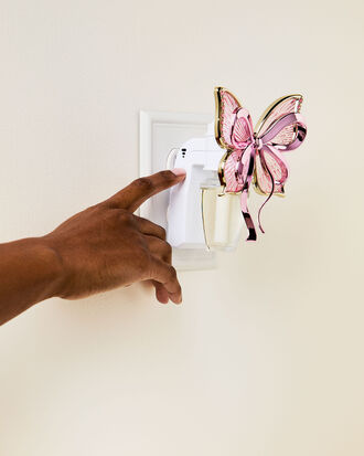 Bowterfly Scent Control&amp;trade; Nightlight Wallflowers Fragrance Plug