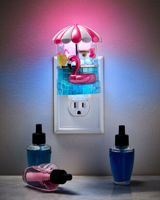 Pool Bar Scent Control&amp;trade; Nightlight Wallflowers Fragrance Plug
