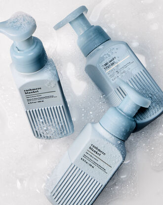 Cashmere Blanket Gentle &amp; Clean Foaming Hand Soap